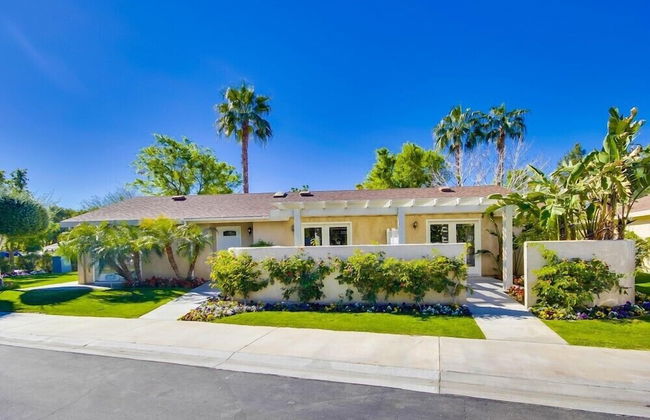 The Villas at Emerald Desert RV Resort - Foto 49