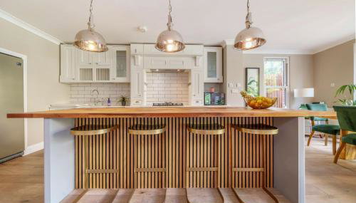 Stunning 3B2Ba Huge entertaining space and hottub! - Foto 4