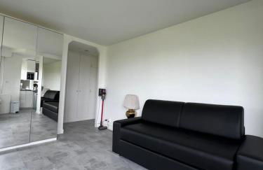 Apartment HOME in Paris with View, 15min direct to center - Foto 11