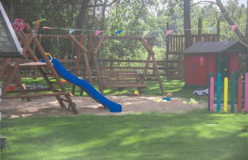 Ostoja Lemany - domki na Kaszubach, sauna, balia-jacuzzi, plac zabaw, tyrolka , dwa boiska, miejsce na ognisko, grill gazowy - Foto 59
