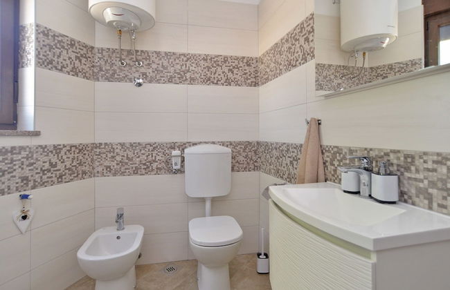 House 1384 - Photo 74