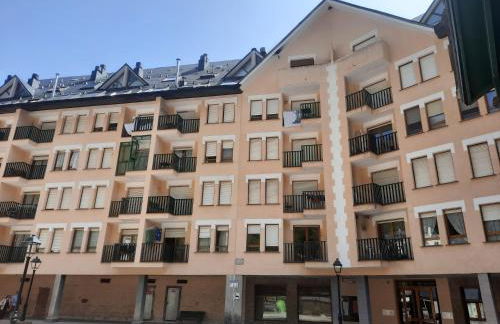 Acogedor y cálido apartamento con vistas a la montaña - Foto 18