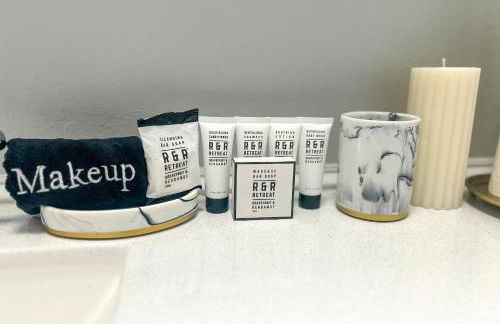 U-Med District Townhome with Private Yard and Grill - Photo 12