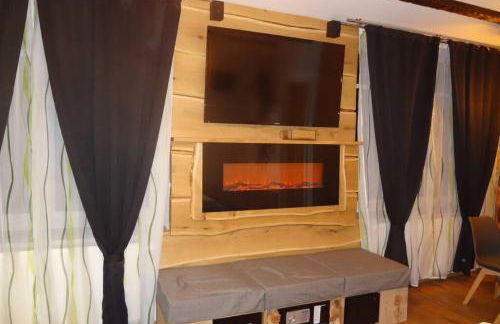 Charmante rustikale Jägersuite mit el Kamin H2O Therme Oberhof - Foto 6