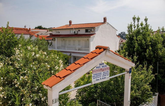 Holiday House Perkic mm - Photo 1