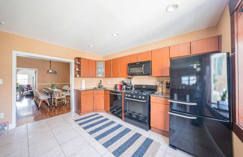 7BR 7BA Big House 1 block from Tropicana and Beach - Foto 45