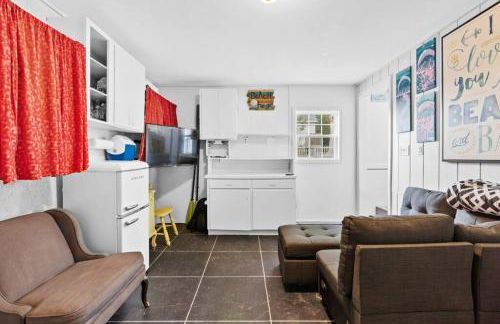 Dolphin Cove - Whole WATERFRONT House with Dock - Foto 36