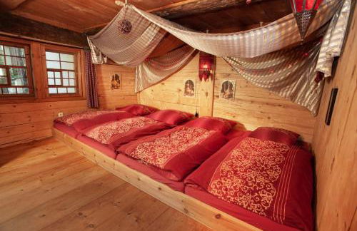 Historischer Vogtshof: eingezäunt | sonniger Garten | Kamin | Denkmalschutz - Foto 5