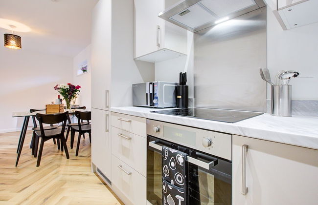 Hybrid Resi - Mitcham - Foto 17