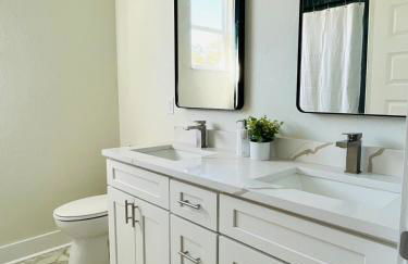 Spacious Modern 5-Bedroom House, Close to Downtown Tampa - Foto 28