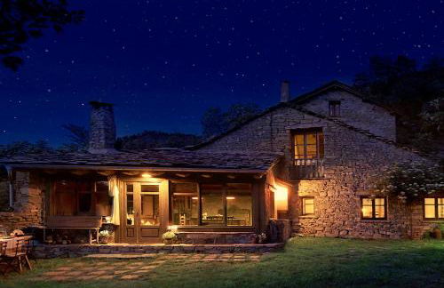 La Pegatera Masia rodeada de bosque ideal para desconectar - Photo 23