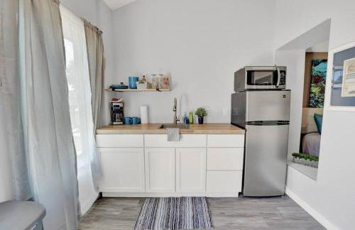 The Dolphin Watch Near the Beach in FWB - Unit 7 - Photo 3