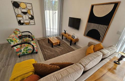 NEXT HOUSE - Photo 20