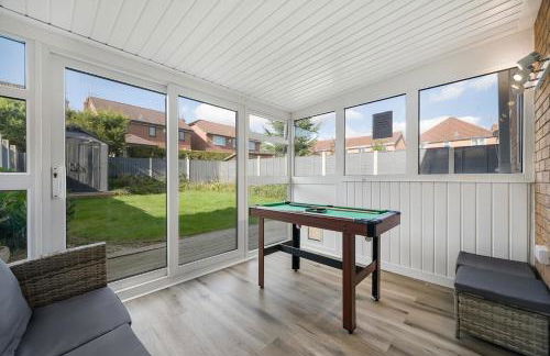 Stylish 4 Bed Trentham Retreat with Pool Table - Foto 3