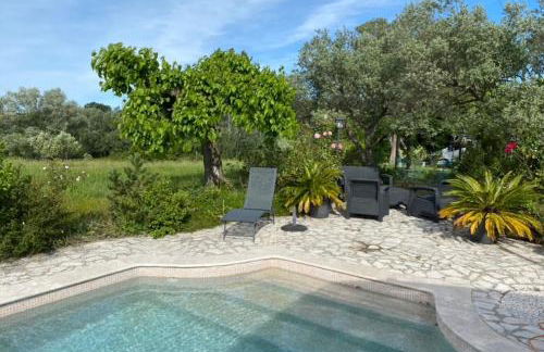 Le Mas du Bueysse - Photo 9