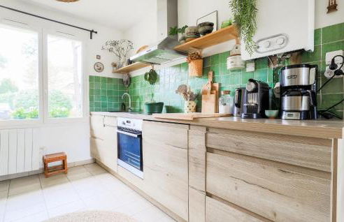 3 Bedroom Cozy Home In Le Touquet - Foto 6