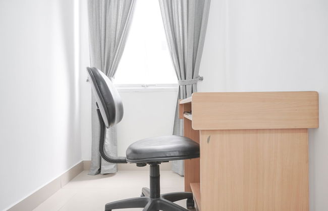 Minimalist And Cozy Studio Room At The Nest Puri Apartment - Foto 3