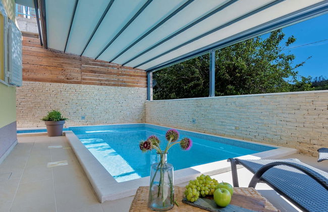 Luxury Villa Lelu With Heated Saltwater Pool, Parking, High Speed Internet, Bbq, el. car Charge T2 - Foto 33