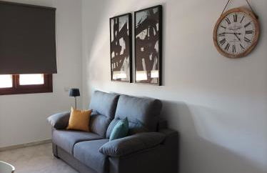 IJD apartments 9 PARKING GRATIS Y PISCINA - Foto 2