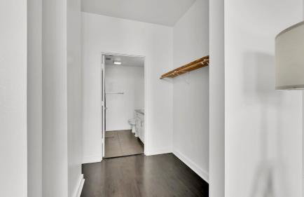 HEB403 Spacious & Stylish 2 Bedroom Condo Downtown Fort Worth, Free Parking, Walk to Convention Center - Foto 12