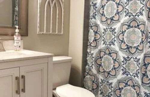 3311 Evanston Large Renovated 4 BDR Close to DTWN Laundry - Foto 23