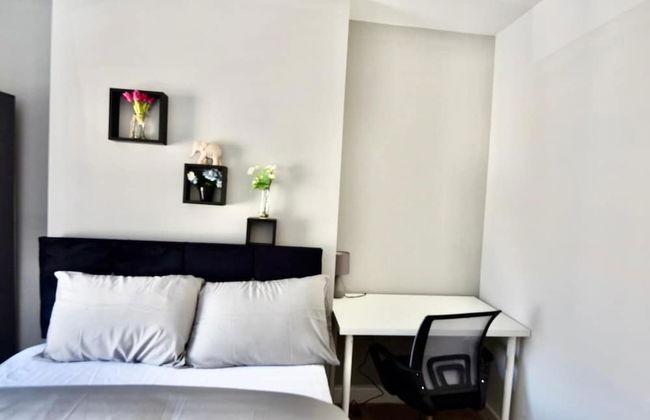 Cheer full 4 Bedroom House Train Station - Foto 16