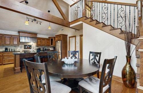 Bacliff Family Getaway with Game Room and Private Pool - Foto 8