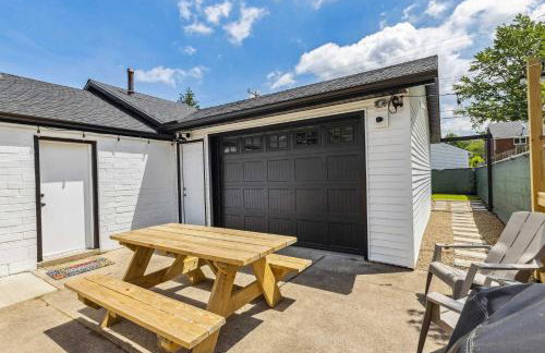 Charming 3-Bedroom - Hot Tub & Game Room - Foto 35