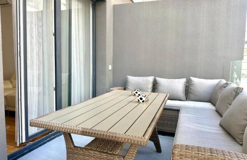 Sofi - modern with private garage - Photo 2