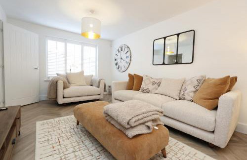Contractor 4 Bed 3 Bath House Near Airport Parking Barry Island with Parking - Foto 60