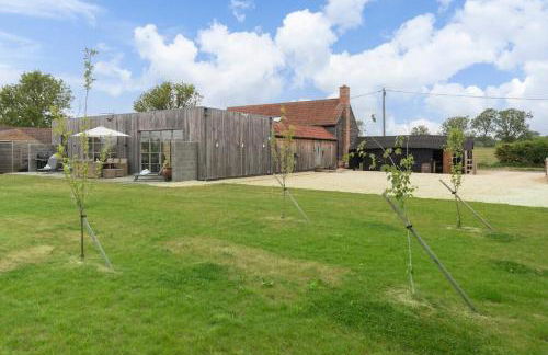 The Old Dairy: A Stunning Detached Rural Retreat - Foto 60