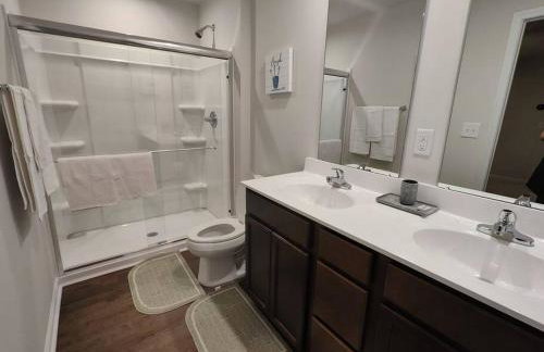 Home away from Home in Charlotte North Lake Norman - Foto 17