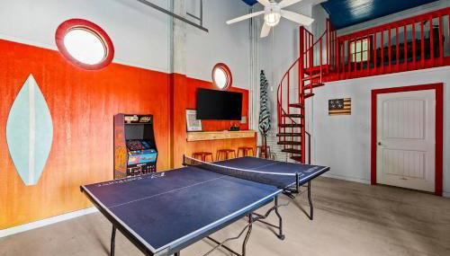 Beachfront Hideaway! Luxury Beachfront, SwimSpa, Game Room, Firepit by Bolivar Vacations - Foto 5