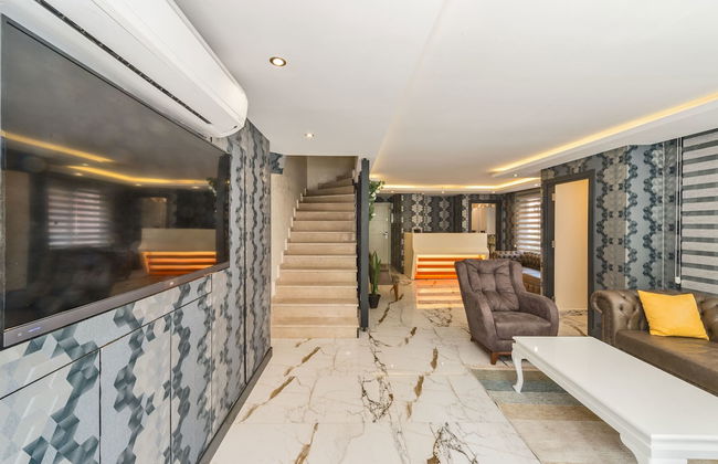 Gen Suites - Photo 3