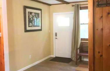 Rare River Views & Access, Cabin by Eden Islands - Foto 17