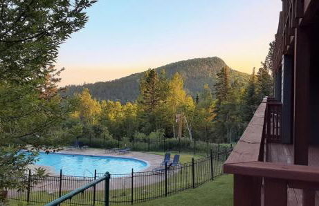 Cozy 1 bed end unit ski in ski out condo - Foto 1