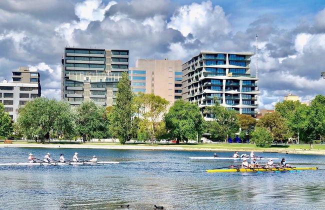 Deluxe and Brand New Lakeside Apartment - Foto 36