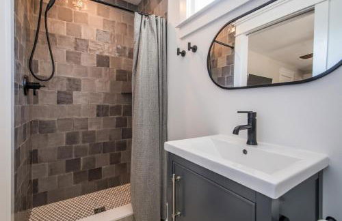 The Bogard Only 4 Blocks to King - Foto 16