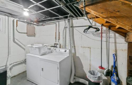 DT Libertyville Home With Arcade PacMan by Navy Base - Foto 23