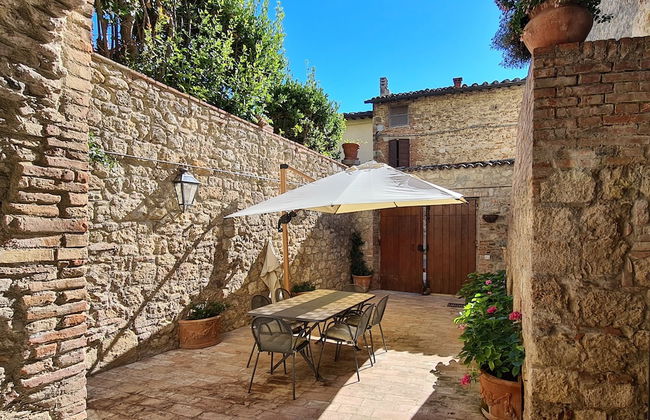 La Terrazza, Historic Tuscan Stone Residence With Garden and Terrace in Cetona - Photo 30