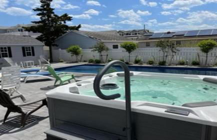 Pet Friendly, Single Family, Private Heated Pool, Hot Tub, Beach Badges And Beach Equipment, Private Fenced In Yard, Deck And Covered Patio, Granite, - Foto 23