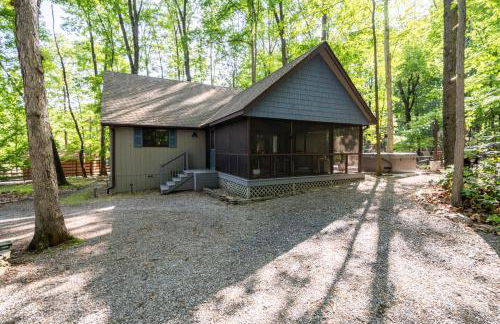 Modern Cabin w/Hot Tub & Fire Pit! - Foto 27