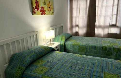 Playa Puerto de Tazacorte La Isla de La Palma - Foto 9