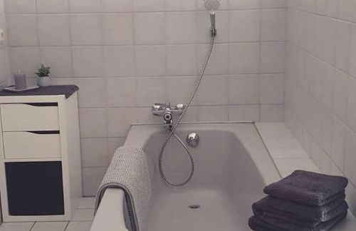 Oma Lina Haus - 4 SZ 2 Bäder großer Garten und Infrarot-Sauna - Photo 57