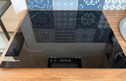 27 CHIC & COSY NOIRETABLE F2 55m2 WIFI SMART TV NETFLIX - Foto 24