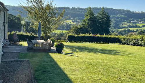 Barncastle Holiday Lets - Foto 3, Garden