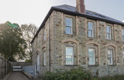 Stores & Supplies - Foto 2