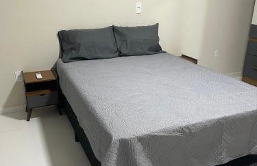 Casa Nova, com cozinha planejada, bem localizada! - Foto 20