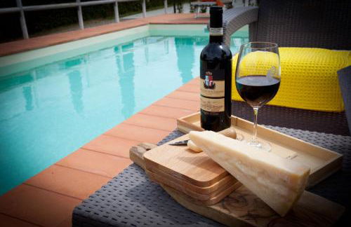 Green Bike Vintage Tuscany - Countryside holiday apartment with pool - Foto 47