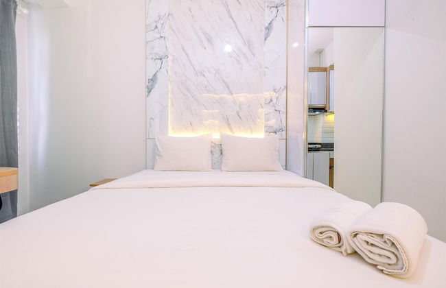 Cozy Stay And New Furnished Studio At Transpark Cibubur Apartment - Foto 1